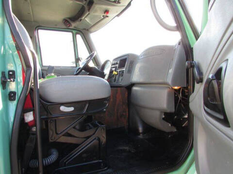 2005 International WorkStar 7400