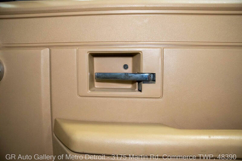 1987 Chevrolet R/V 10 Series V10