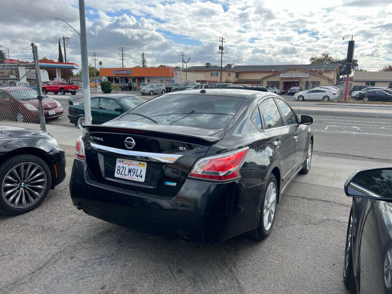 2014 Nissan Altima SL photo 3