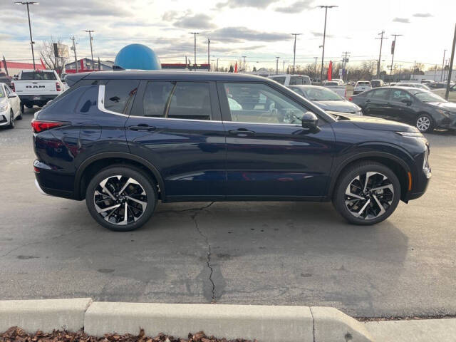 2024 Mitsubishi Outlander for sale at Axio Auto Boise in Boise, ID