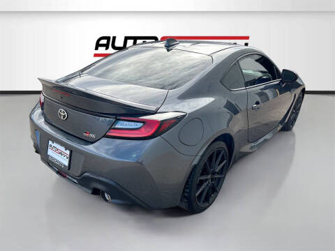 2025 Toyota GR86 Premium