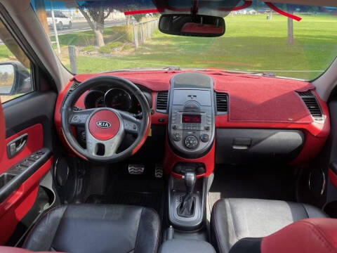 2011 Kia Soul +