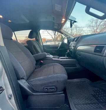2013 Nissan Armada SV