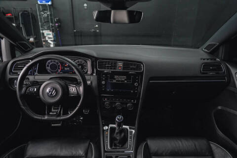 2018 Volkswagen Golf R 4Motion