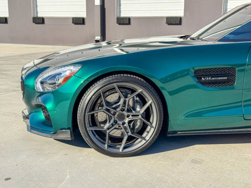 2017 Mercedes-Benz AMG GT