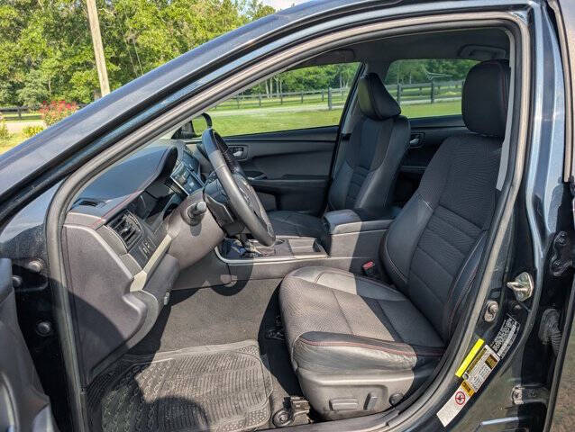 2016 Toyota Camry SE