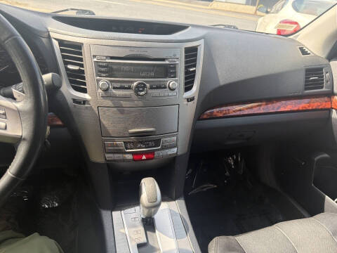 2011 Subaru Outback 2.5i Limited