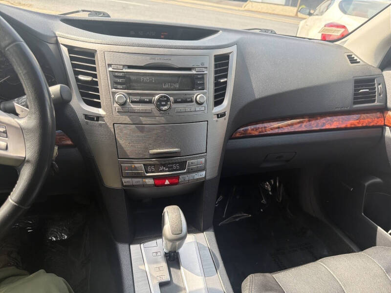 2011 Subaru Outback 2.5i Limited