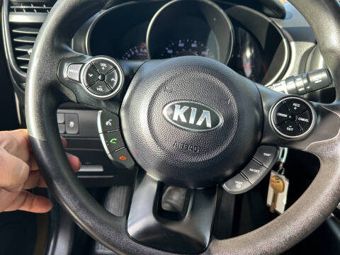 2015 Kia Soul +