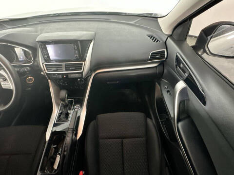 2019 Mitsubishi Eclipse Cross ES