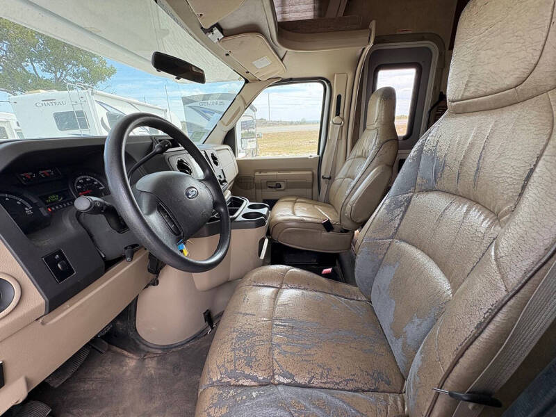 2012 Ford E-Series E-450 SD