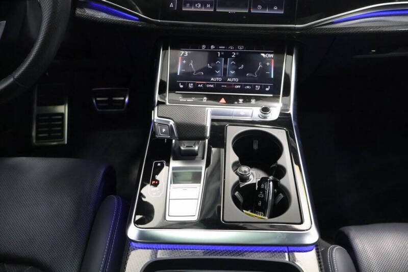 2023 Audi SQ8 4.0T quattro Premium Plus