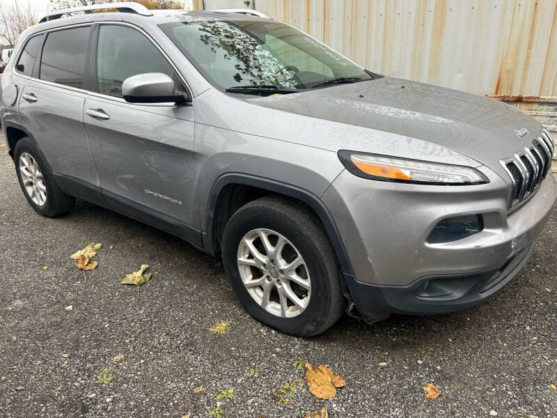 2014 Jeep Cherokee null photo 4