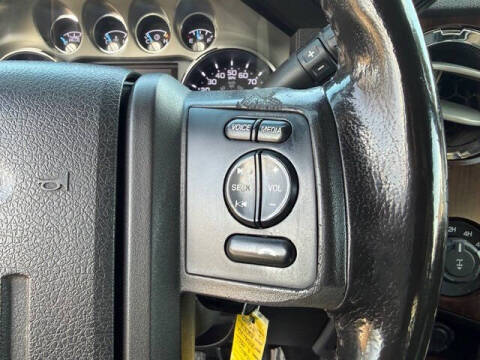 2011 Ford F-350 Super Duty Lariat