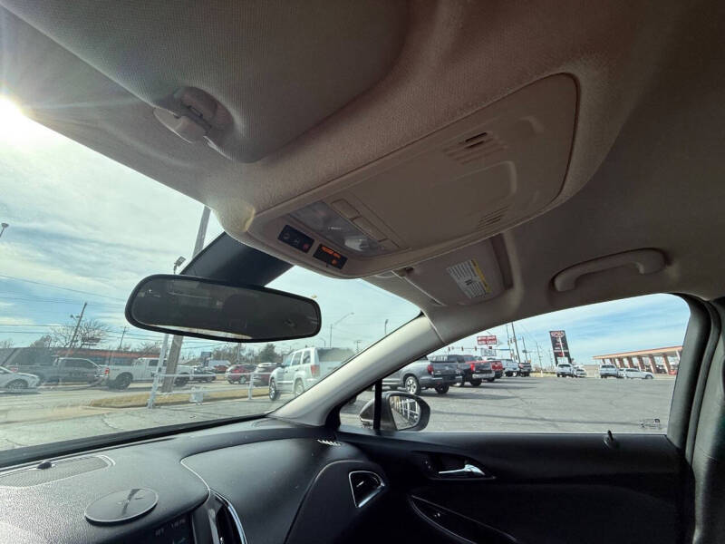 2017 Chevrolet Cruze LT Auto