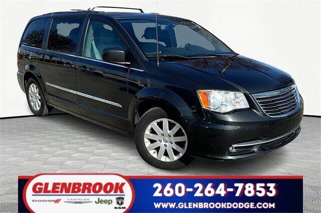 2012 Chrysler Town and Country for sale at Glenbrook Dodge Chrysler Jeep Ram and Fiat in Fort Wayne IN