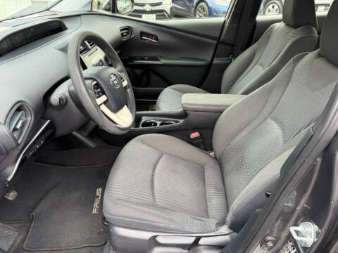 2017 Toyota Prius Two
