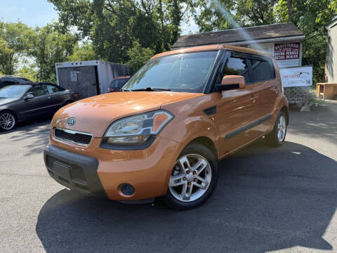 2011 Kia Soul +