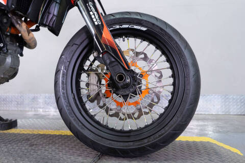 2020 KTM 690 SMC R