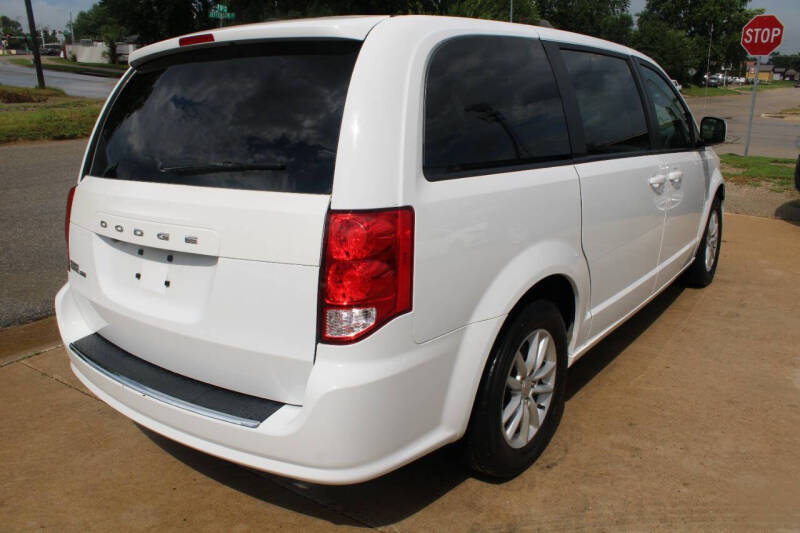 2020 Dodge Grand Caravan SE