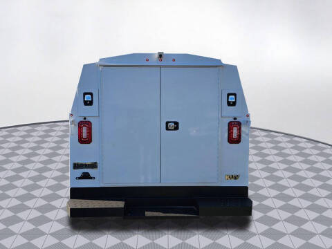 2025 Ford E-Series