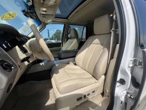 2011 Ford Expedition XLT