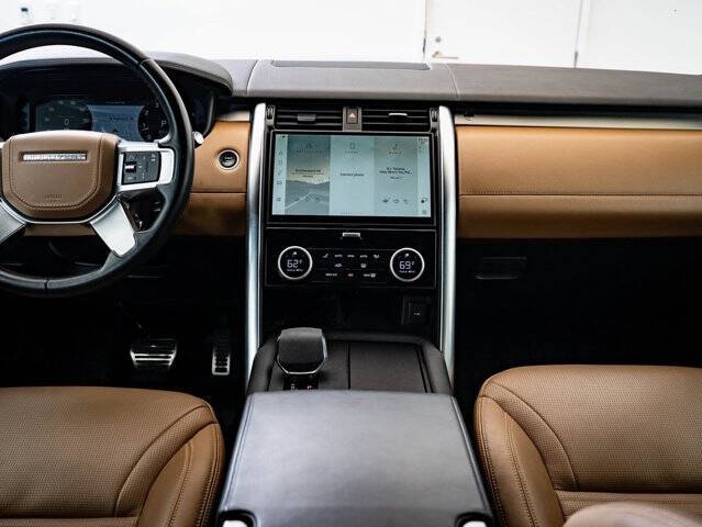 2023 Land Rover Discovery P300 S R-Dynamic