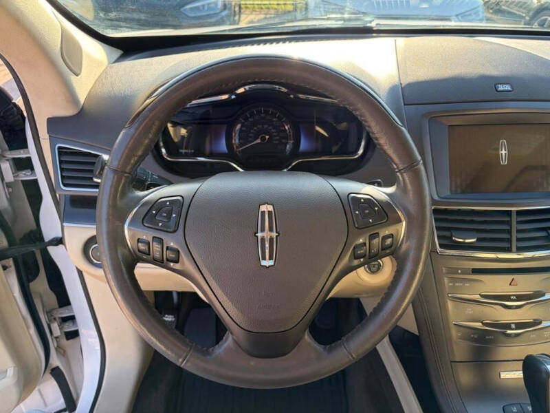 2016 Lincoln MKT EcoBoost