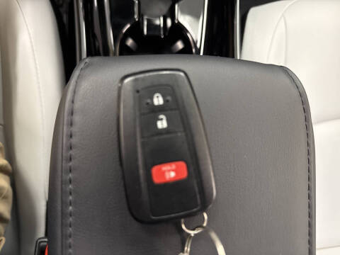 2022 Toyota Prius XLE AWD-e