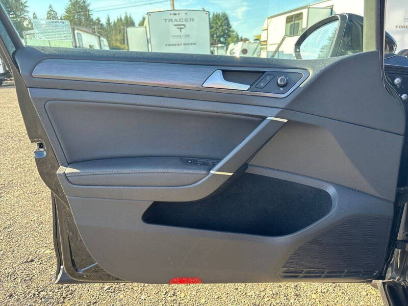 2020 Volkswagen Golf TSI