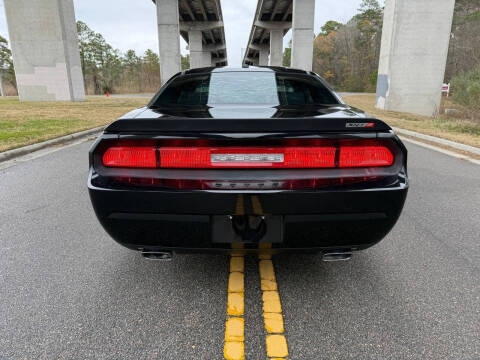 2010 Dodge Challenger SRT8