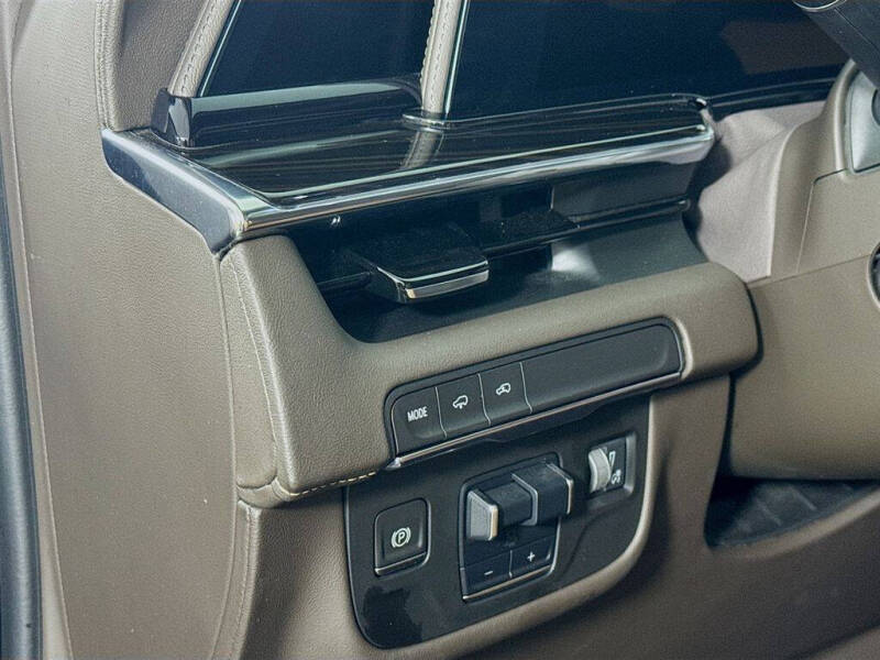 2022 Cadillac Escalade Sport