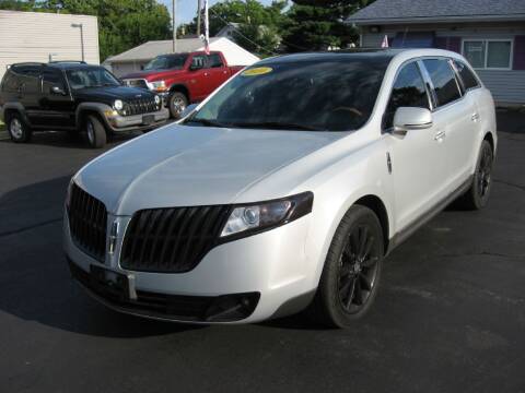 2010 Lincoln MKT for sale at First  Autos in Rockford IL