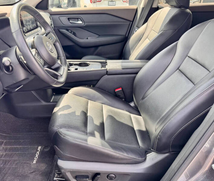 2023 Nissan Rogue SL