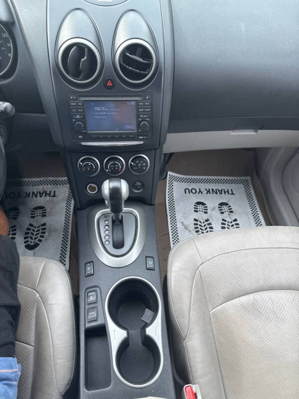 2012 Nissan Rogue SV w/SL Package