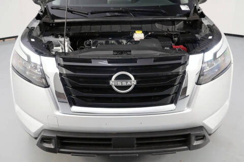 2024 Nissan Pathfinder S