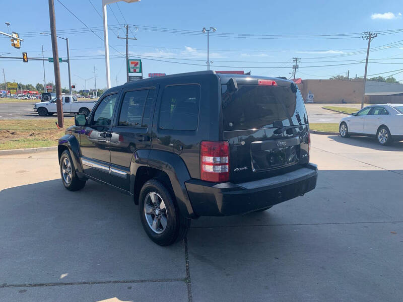 2008 Jeep Liberty Sport