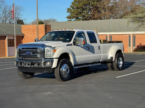 2015 Ford F-450 Super Duty Lariat