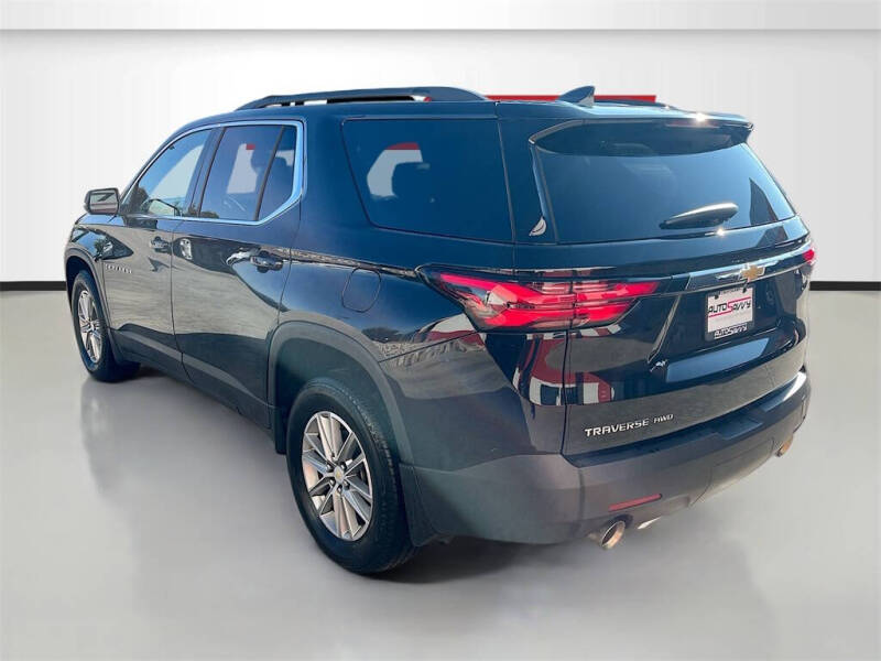 2023 Chevrolet Traverse LT Leather