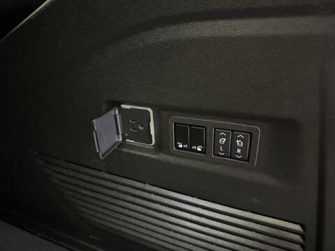 2024 GMC Yukon XL Denali Ultimate