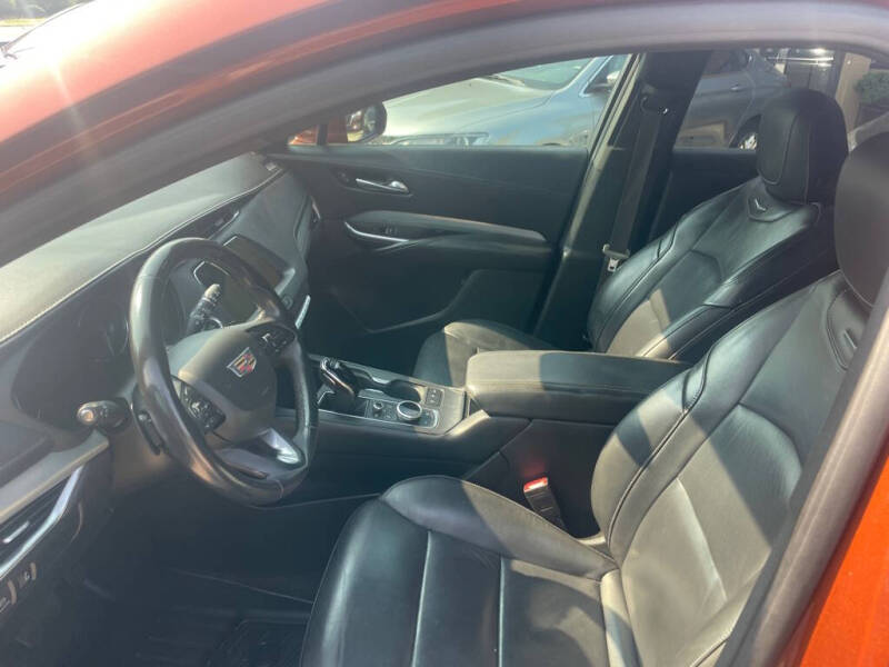 2019 Cadillac XT4 Premium Luxury