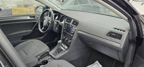 2018 Volkswagen Golf TSI S