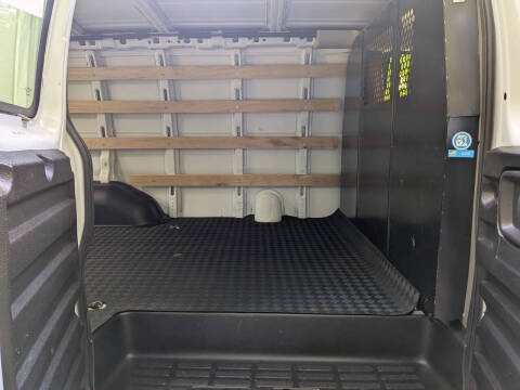 2024 Chevrolet Express 2500