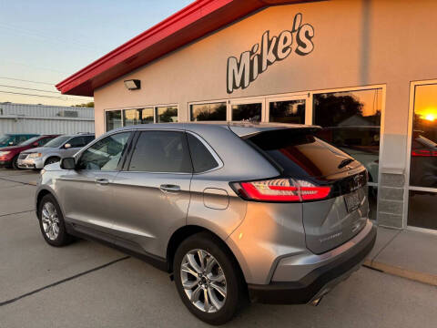 2024 Ford Edge Titanium