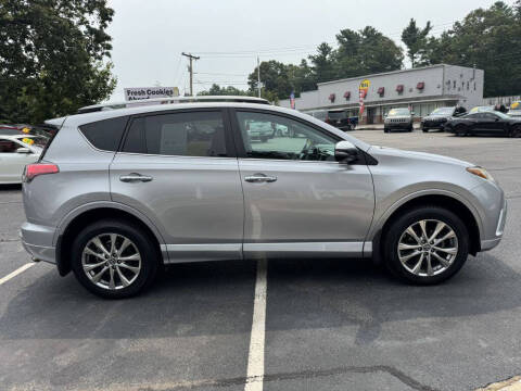 2017 Toyota RAV4 Platinum