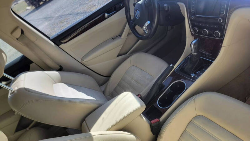 2013 Volkswagen Passat TDI SEL Premium