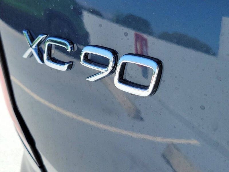 2026 Volvo XC90 B6 Plus 7P
