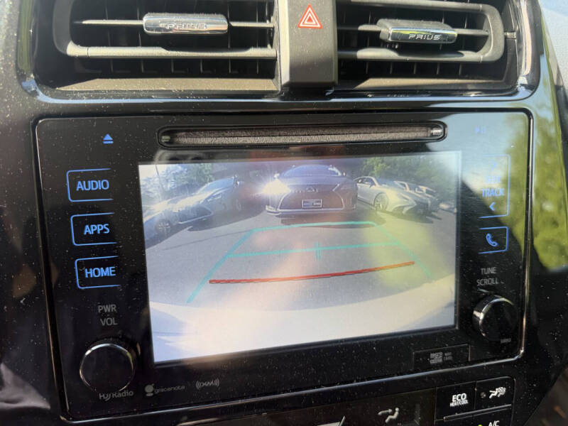 2018 Toyota Prius Three