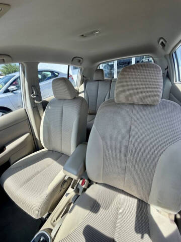 2012 Nissan Versa 1.8 SL