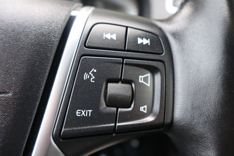 2018 Volvo V60 Cross Country T5 Premier